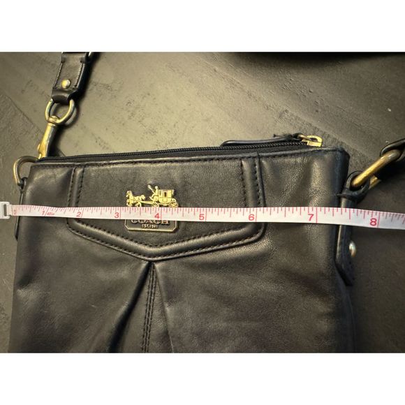 Coach Vintage Black Crossbody Bag with Gold Hardware - Picture 6 of 9